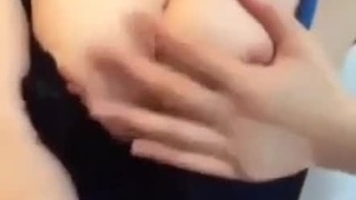 太莎必死了!台北人妻兼職，用自己的大奶來打廣告