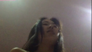 總是喜歡騎在我上面的女孩 真拿她沒辦法