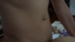 [國語露臉]「快點舔我～人家想要嘛！」騷女友穿上護士制服勾男友～自己先受不了！對話超精彩（下集）