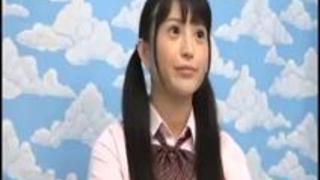 「挿れて」みたくてお股がヒクヒク！女の淫汁でチ○ポはヌチョヌチョ！女子○生にオヤジチ○ポを素股してもらったらこんなヤラしい…