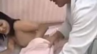 日本のオイルマッサージレッスン - porn4us.orgの第2部を見る 日本のオイルマッサージレッスン - porn4us.orgの第2部を見る