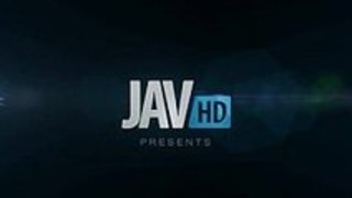 日本の女子高生は彼女のタイトなバグ