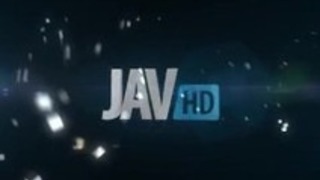 アジア鈴木さとみはコックに深刻な喜びを提供します