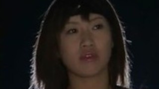 リコ来栖はおっぱいにとのセックスにバイブレーターを取得します