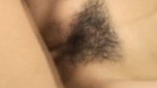 陰部に釘付けに熱いお尻とエリカ栗栖