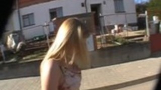 公共の場所ポルノでセックス