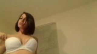 アマチュア十代のGFは吸うと中出しでファック