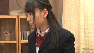 HUNTA-251 「あの清楚だった幼馴染が急にビッチ化！？お試しセックスの練習台はボク！？」●校に入ってヤリマン女子と急速に仲良くなった幼馴染。誘われたら即セックスが当たり前なんて考えをヤリマン女子に日々、植え付けられている！しかし、幼馴染は処女なのでまだ抵抗があるらし…